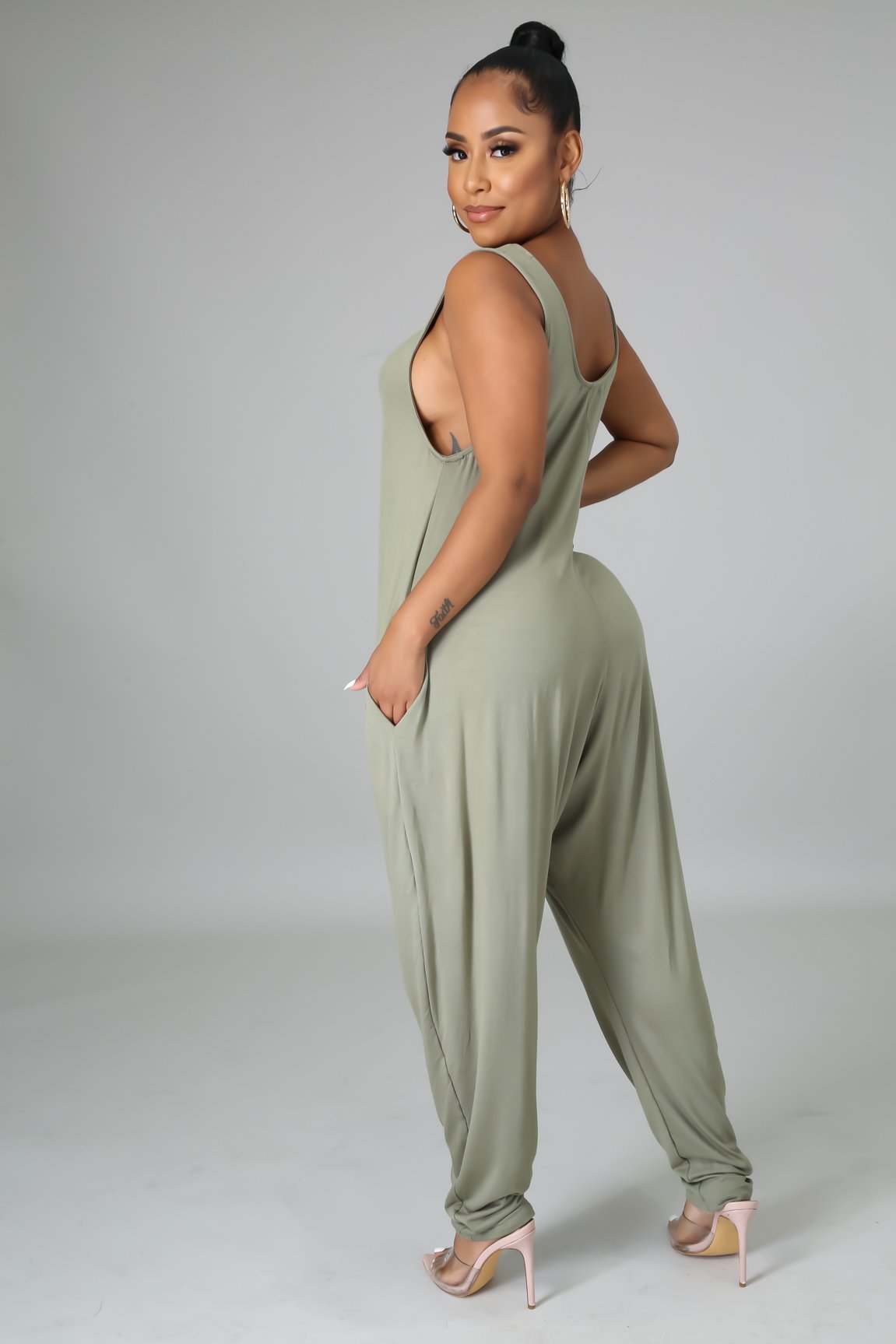 Slay Day- Sleeveless Jumpsuit