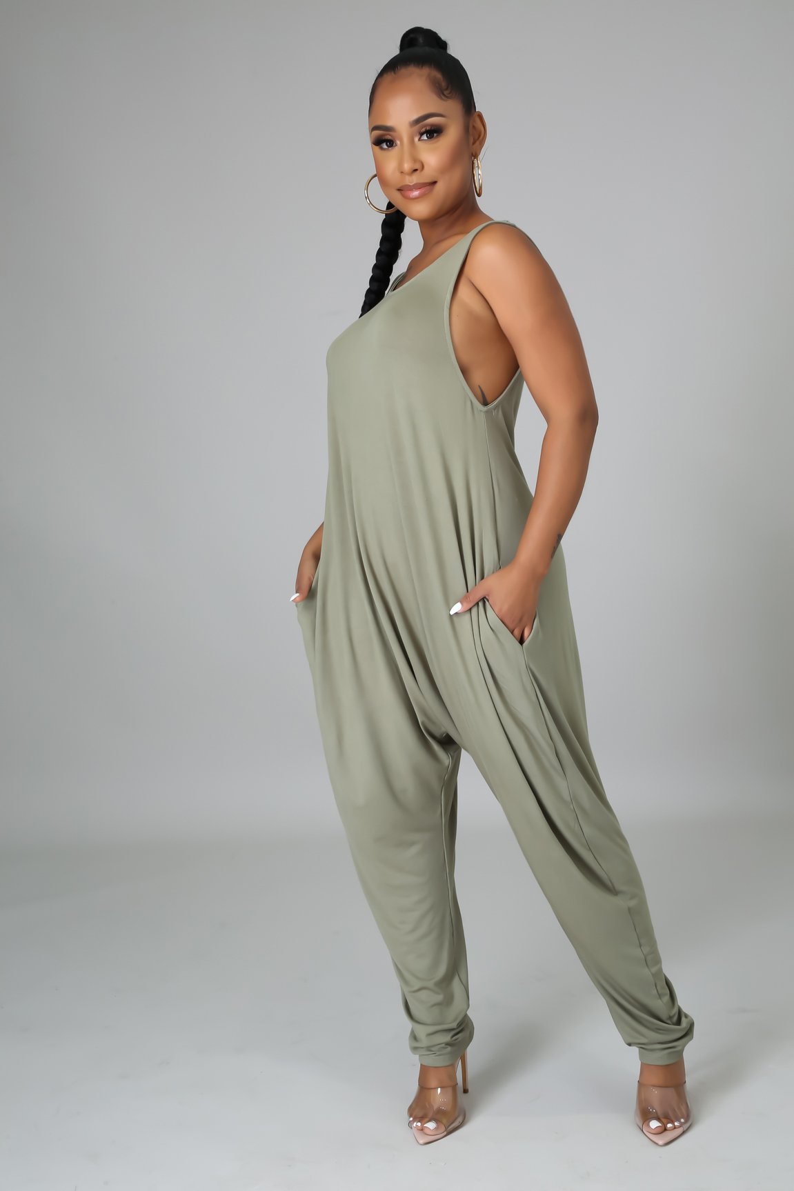 Slay Day- Sleeveless Jumpsuit